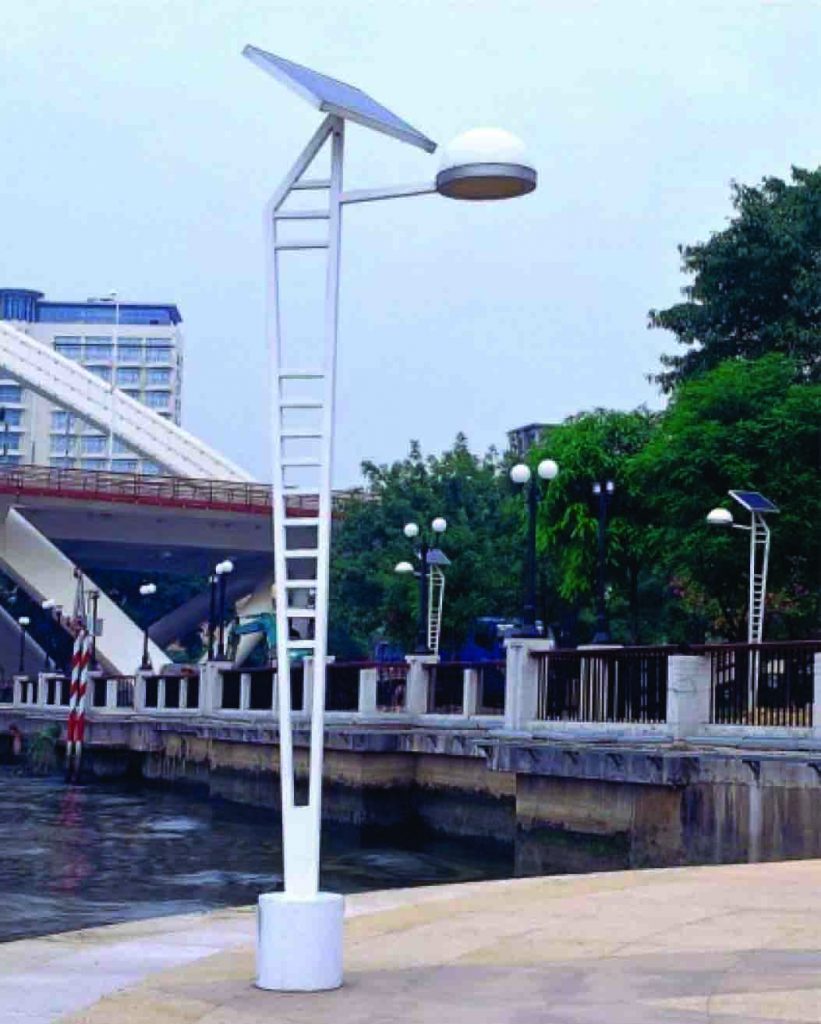 Lampu Taman Tenaga Surya Type 76501